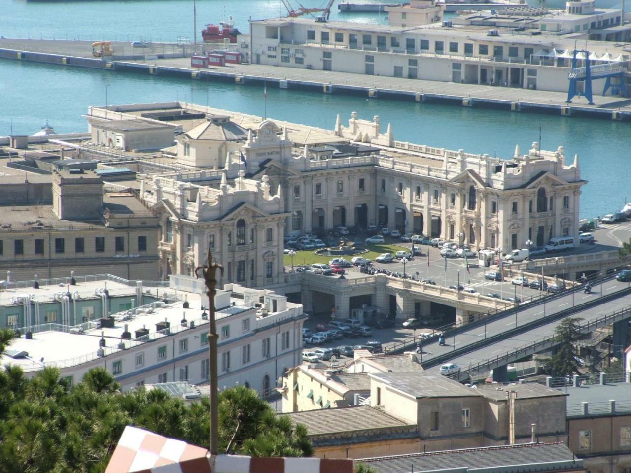 The Hostel In Genova Exterior foto