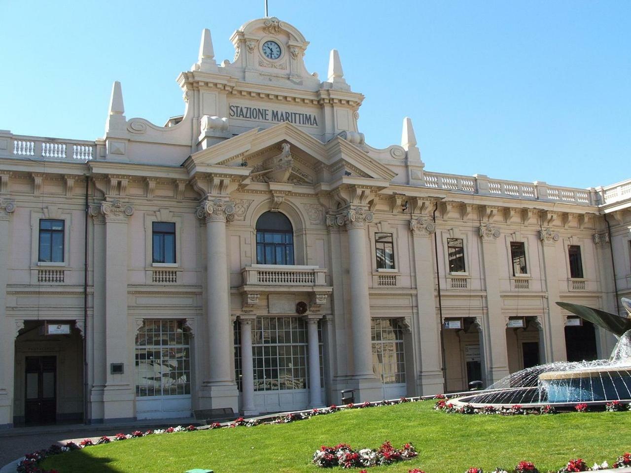 The Hostel In Genova Exterior foto